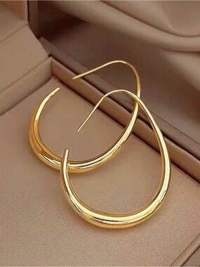 Gold Hoop Minimalist Earrings French Vintage Elegant Statement Jewelry for Women
